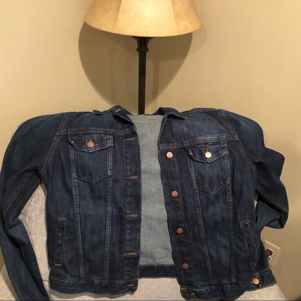 Do not wear it anymore and barely did new